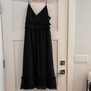 Elegant Black Ruffle Maxi Dress